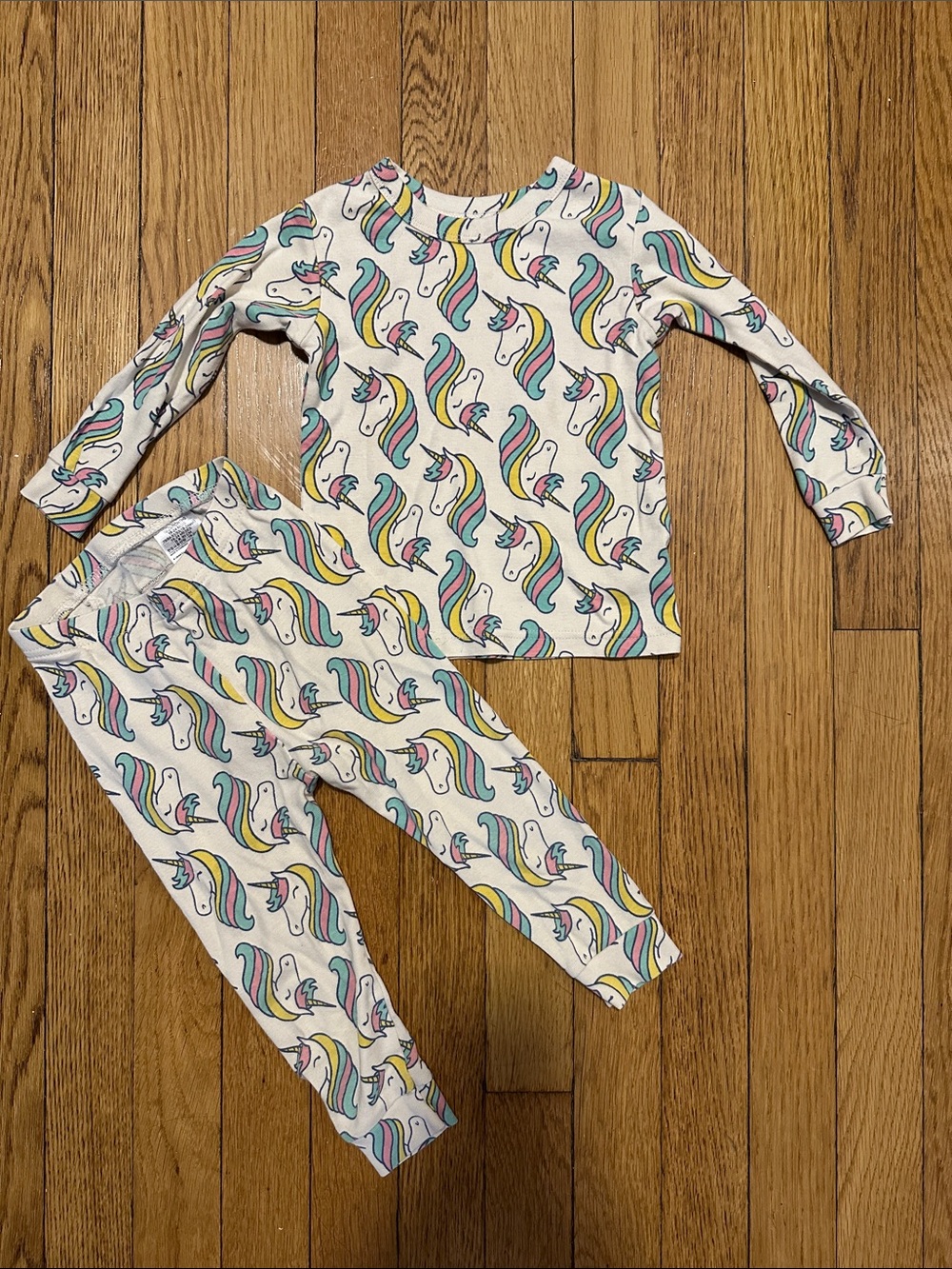 GAP Kids Unicorn Pajama Set - White with Pink, Blue, Yellow, Green